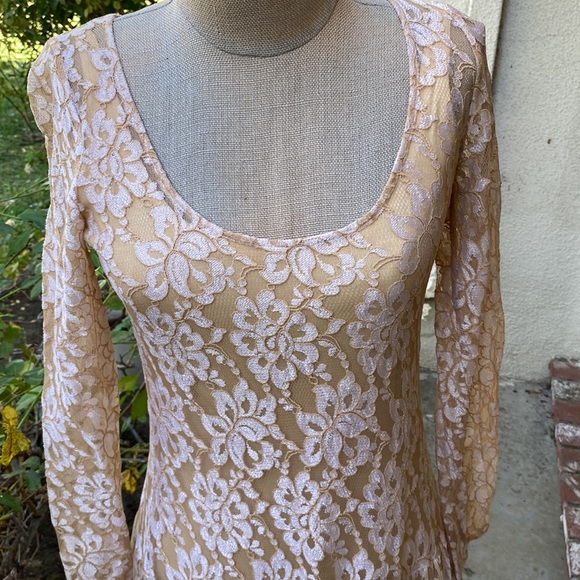 FRENCH ROSE VINTAGE LACE DRESS - Picture 5 of 15